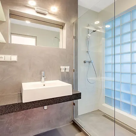 Miky Klinovec Garden 펜션 Loučná pod Klínovcem